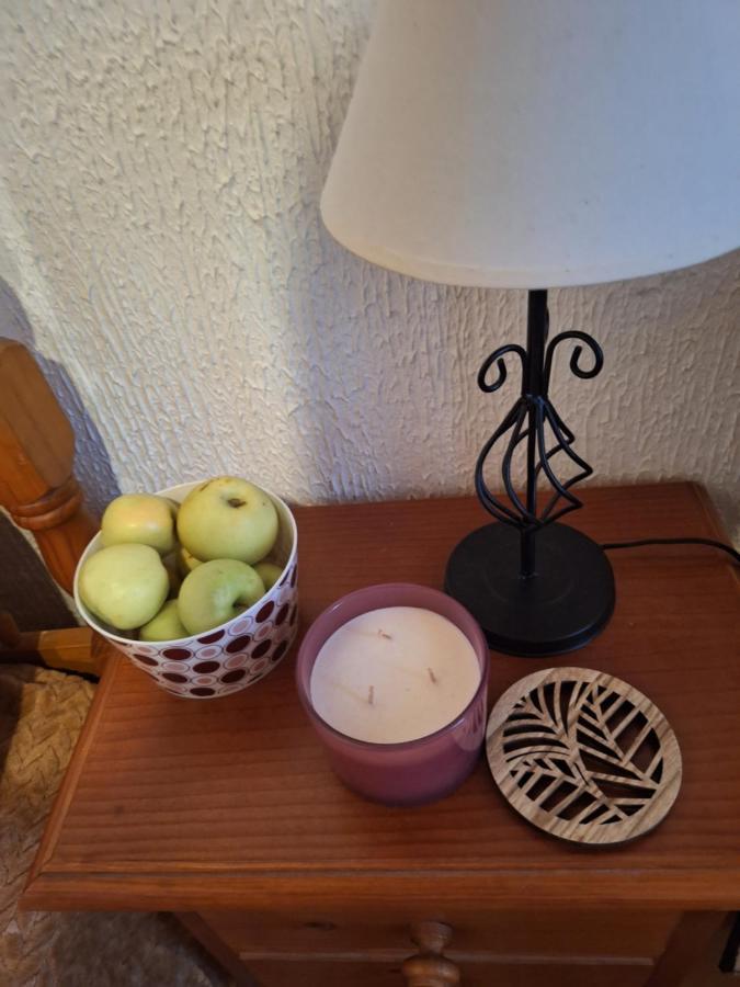 Hostal El Patio Restaurante San Bartolomé de Pinares Kültér fotó